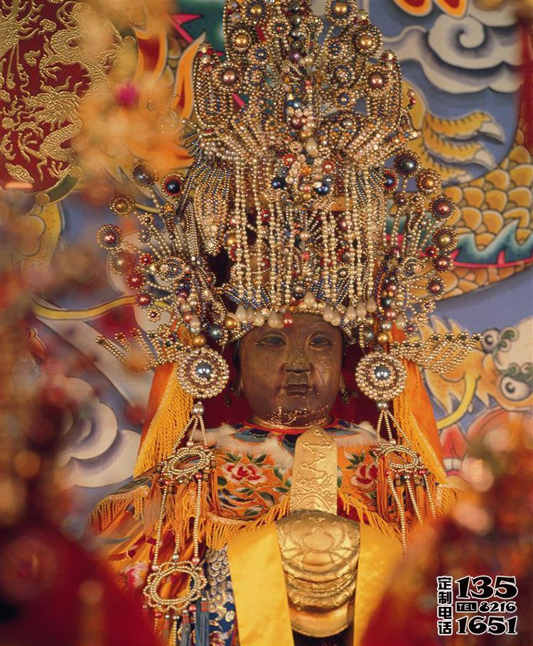 寺廟景區擺放玻璃鋼彩繪女媧娘娘雕塑 寺廟景區擺放玻璃鋼彩繪女媧娘娘雕塑