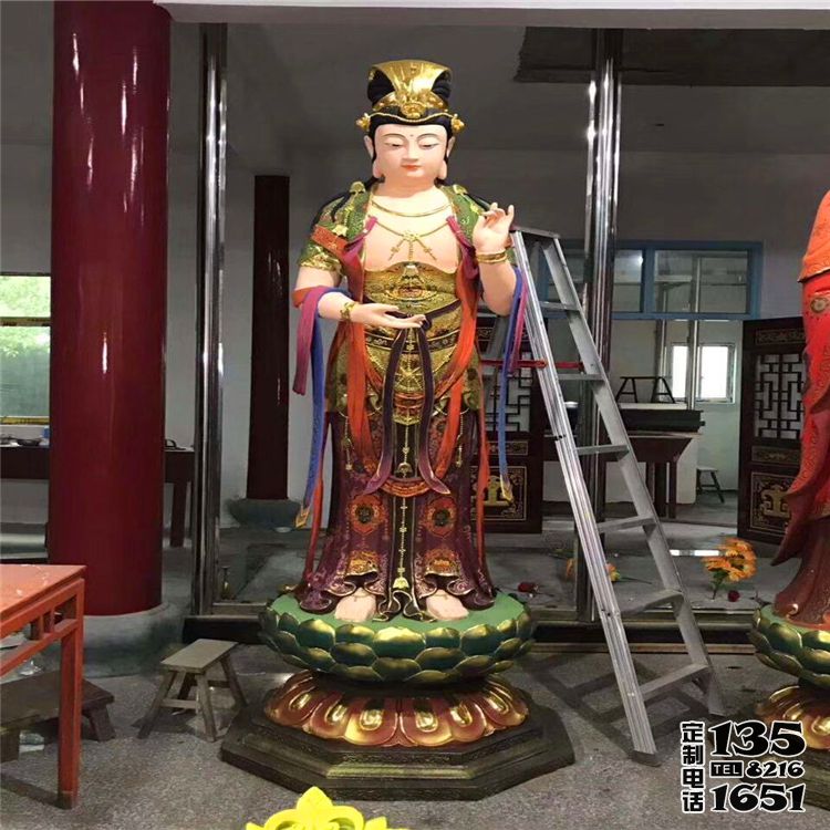 景區(qū)大型戶外景觀玻璃鋼彩繪三圣雕塑 景區(qū)大型戶外景觀玻璃鋼彩繪三圣雕塑