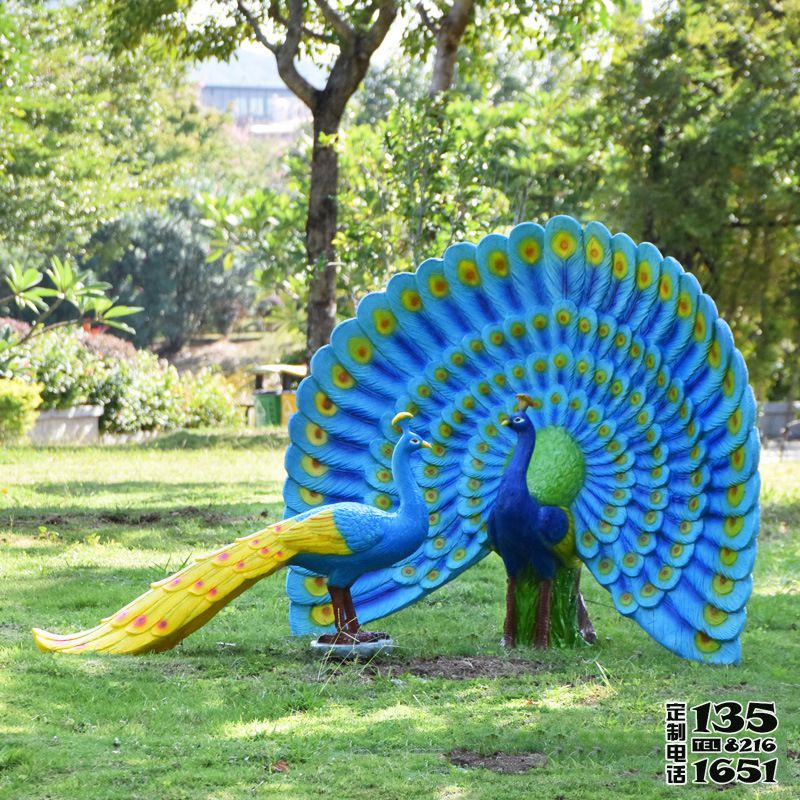 動(dòng)物園玻璃鋼仿真玻璃鋼彩繪孔雀雕塑 動(dòng)物園玻璃鋼仿真玻璃鋼彩繪孔雀雕塑
